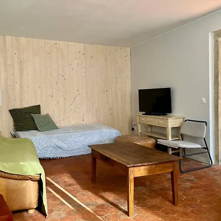 Holiday home Du Moulinet Chezy-Sur-Marne